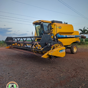 COLHEITADEIRA NEW HOLLAND TC 5090