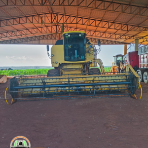 COLHEITADEIRA NEW HOLLAND TC 57